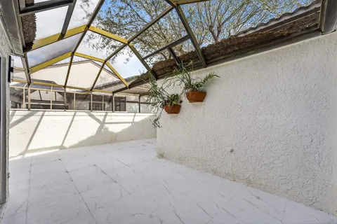 $749,900 | 6 Clubhouse Lane, Boynton Beach, FL 33436