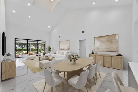 $749,900 | 6 Clubhouse Lane, Boynton Beach, FL 33436