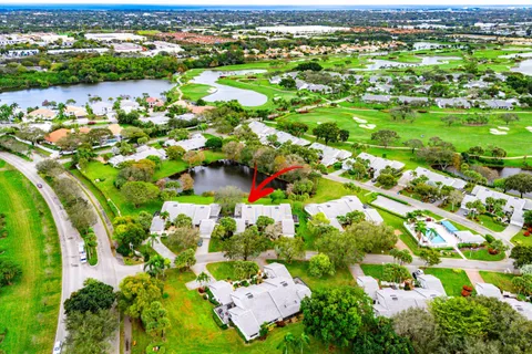 $749,900 | 6 Clubhouse Lane, Boynton Beach, FL 33436