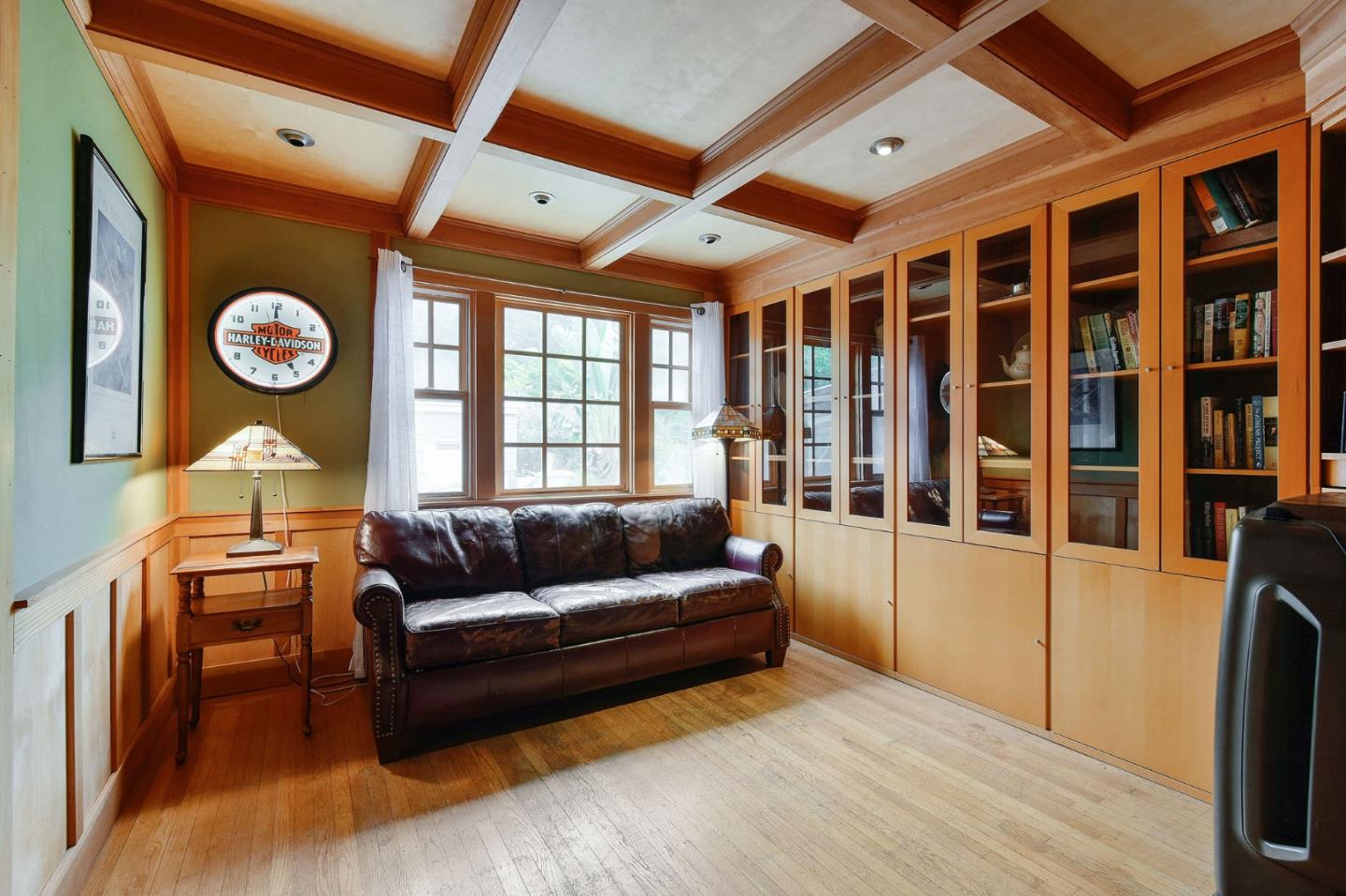 554 Brighton Road Pacifica, CA 94044 - Photo 14 of 50 a living room with furniture and a large window