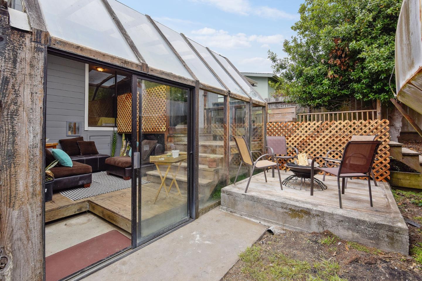 554 Brighton Road Pacifica, CA 94044 - Photo 42 of 50 a view of chair and tables in the patio