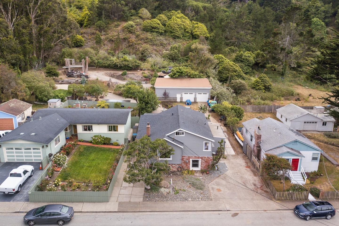554 Brighton Road Pacifica, CA 94044 - Photo 50 of 50 an aerial view of a house with a yard