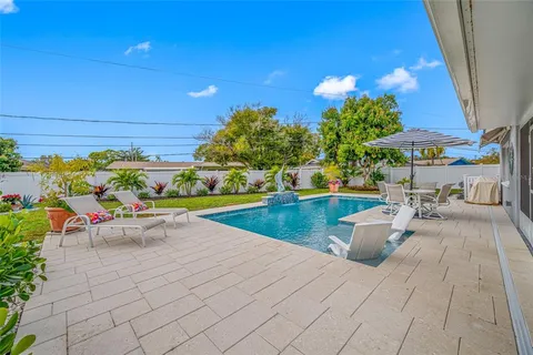 $655,000 | 6377 15th Street South, St. Petersburg, FL 33705