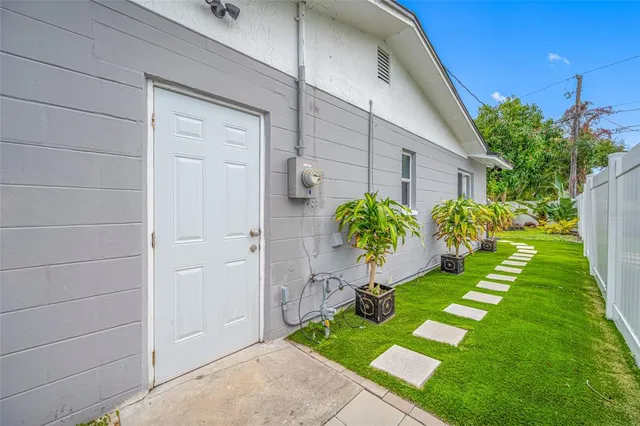 $655,000 | 6377 15th Street South, St. Petersburg, FL 33705