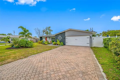 $655,000 | 6377 15th Street South, St. Petersburg, FL 33705