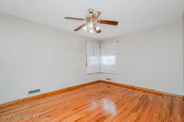 $799,000 | 147 Lyndale Avenue | Eltingville