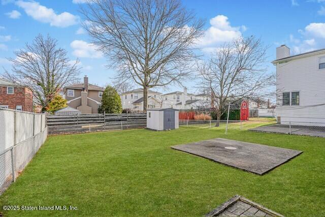 147 Lyndale Avenue Staten Island, NY 10312 - Photo 20 of 23 thumbnail_image12