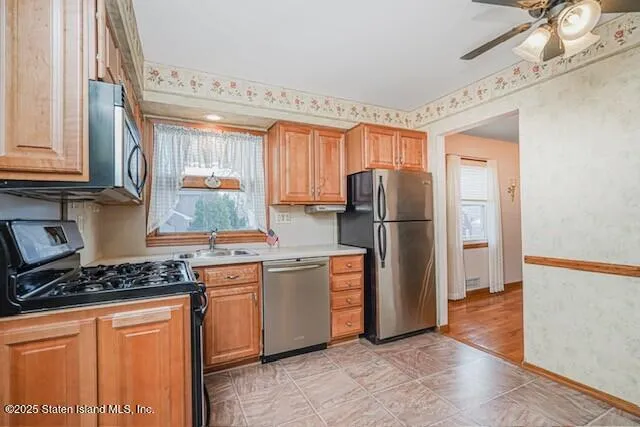 $799,000 | 147 Lyndale Avenue | Eltingville