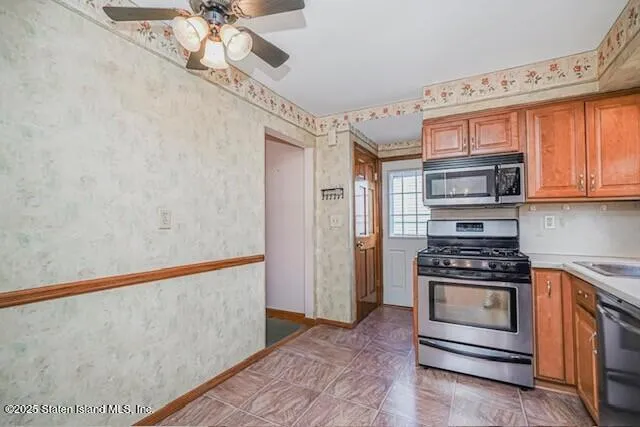 $799,000 | 147 Lyndale Avenue | Eltingville