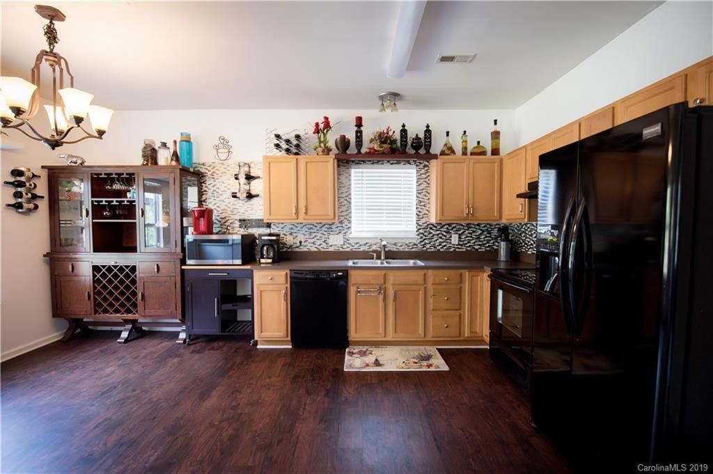 2501 McLean Road Charlotte, NC 28213 - Photo 6 of 19 Gallery Image 6