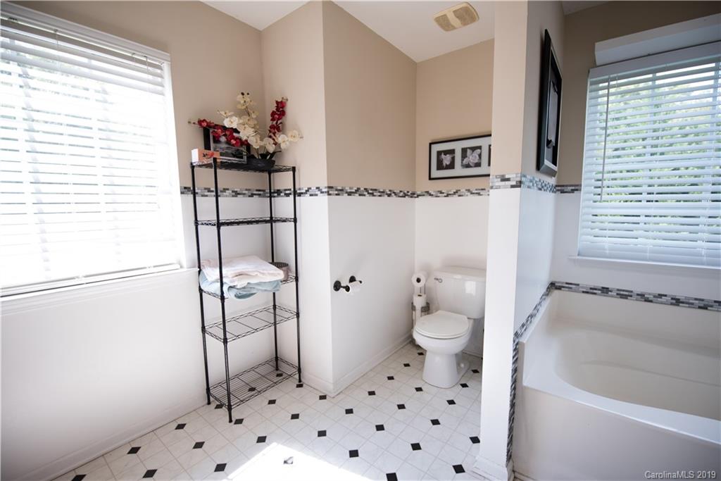 2501 McLean Road Charlotte, NC 28213 - Photo 10 of 19 Gallery Image 10