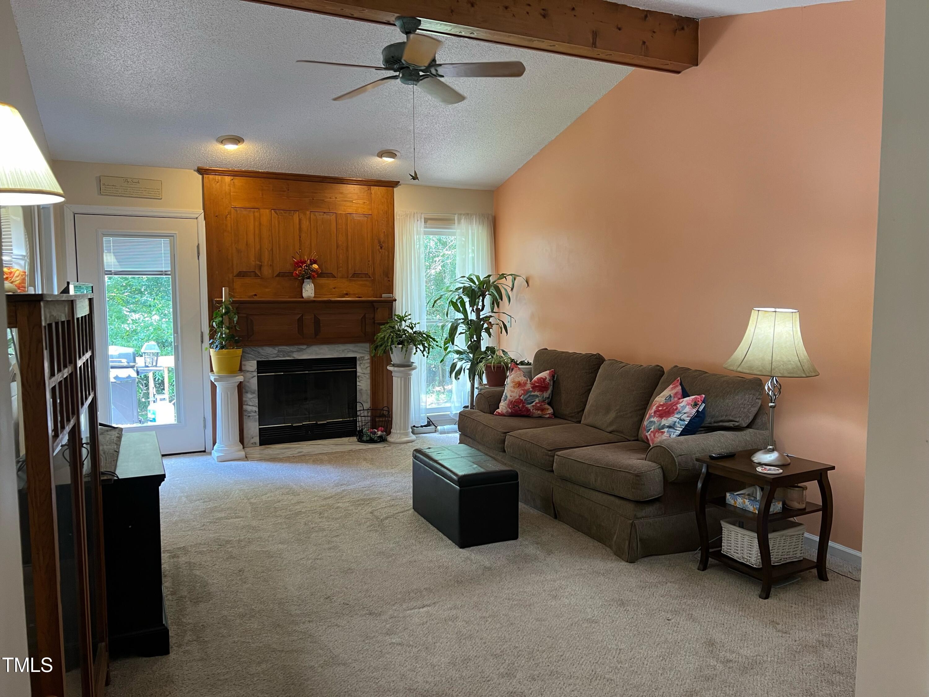 7613 Secluded Acres Road Apex, NC 27523 - Photo 13 of 18 Livingroom3
