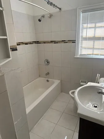 $2,400 | 11108 Peachtree Drive, Unit 1, Miami, FL 33161