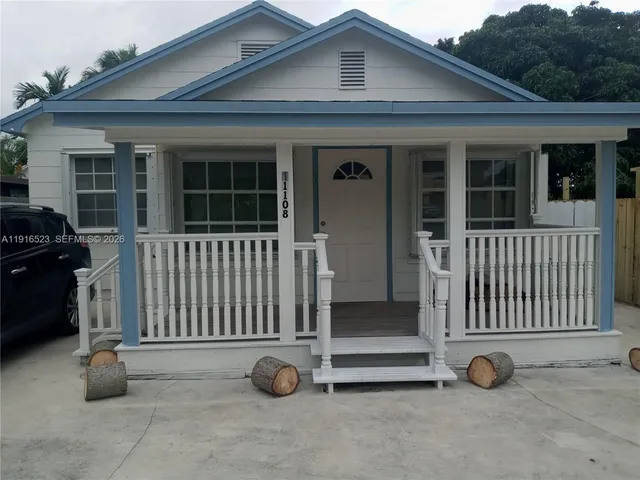 $2,500 | 11108 Peachtree Drive, Unit 1, Miami, FL 33161