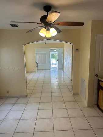 $2,400 | 11108 Peachtree Drive, Unit 1, Miami, FL 33161