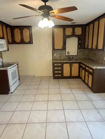 $2,400 | 11108 Peachtree Drive, Unit 1, Miami, FL 33161