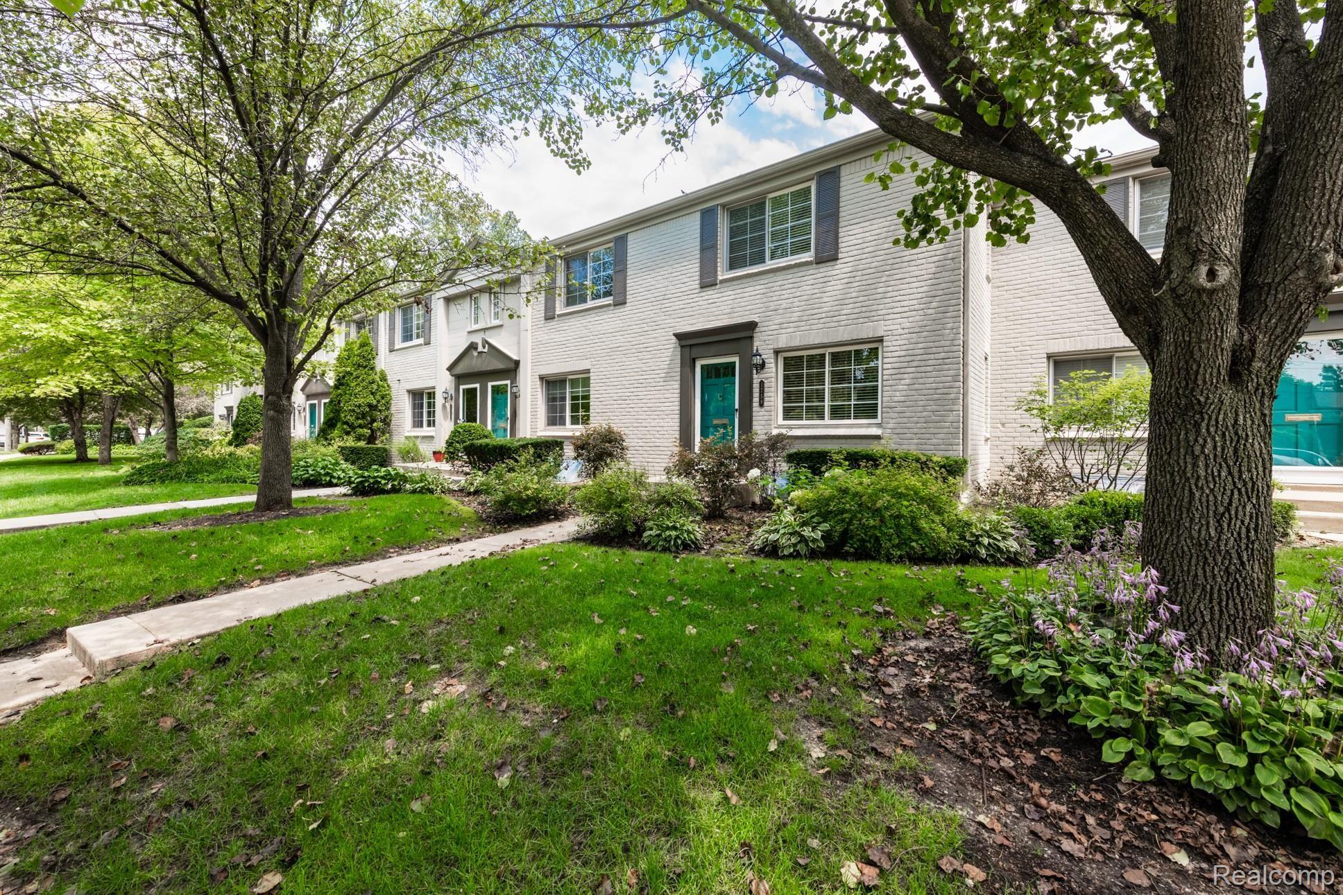 1759 Graefield Road, Unit 120 Birmingham, MI 48009 - Photo 2 of 20 Front 2.jpg