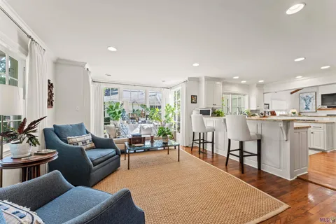 $1,595,000 | 3147 East Lakeshore Drive, Baton Rouge, LA 70808