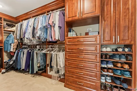 $1,595,000 | 3147 East Lakeshore Drive, Baton Rouge, LA 70808