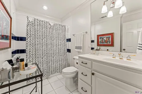 $1,595,000 | 3147 East Lakeshore Drive, Baton Rouge, LA 70808