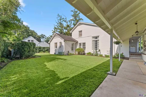 $1,595,000 | 3147 East Lakeshore Drive, Baton Rouge, LA 70808