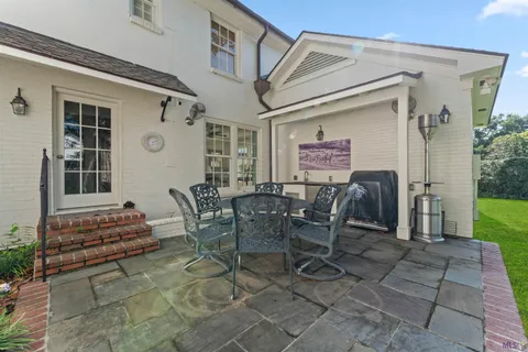 $1,595,000 | 3147 East Lakeshore Drive, Baton Rouge, LA 70808