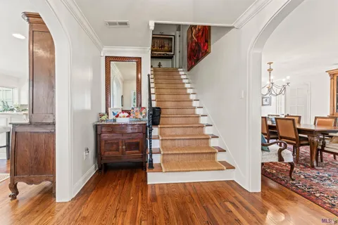 $1,595,000 | 3147 East Lakeshore Drive, Baton Rouge, LA 70808