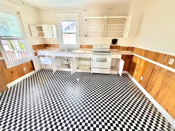 $290,000 | 9 Edgar Street, Poughkeepsie, NY 12603