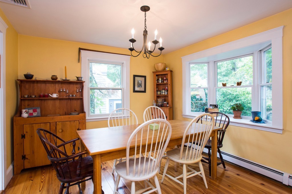 328 Florence Road Waltham, MA 02453 - Photo 6 of 25