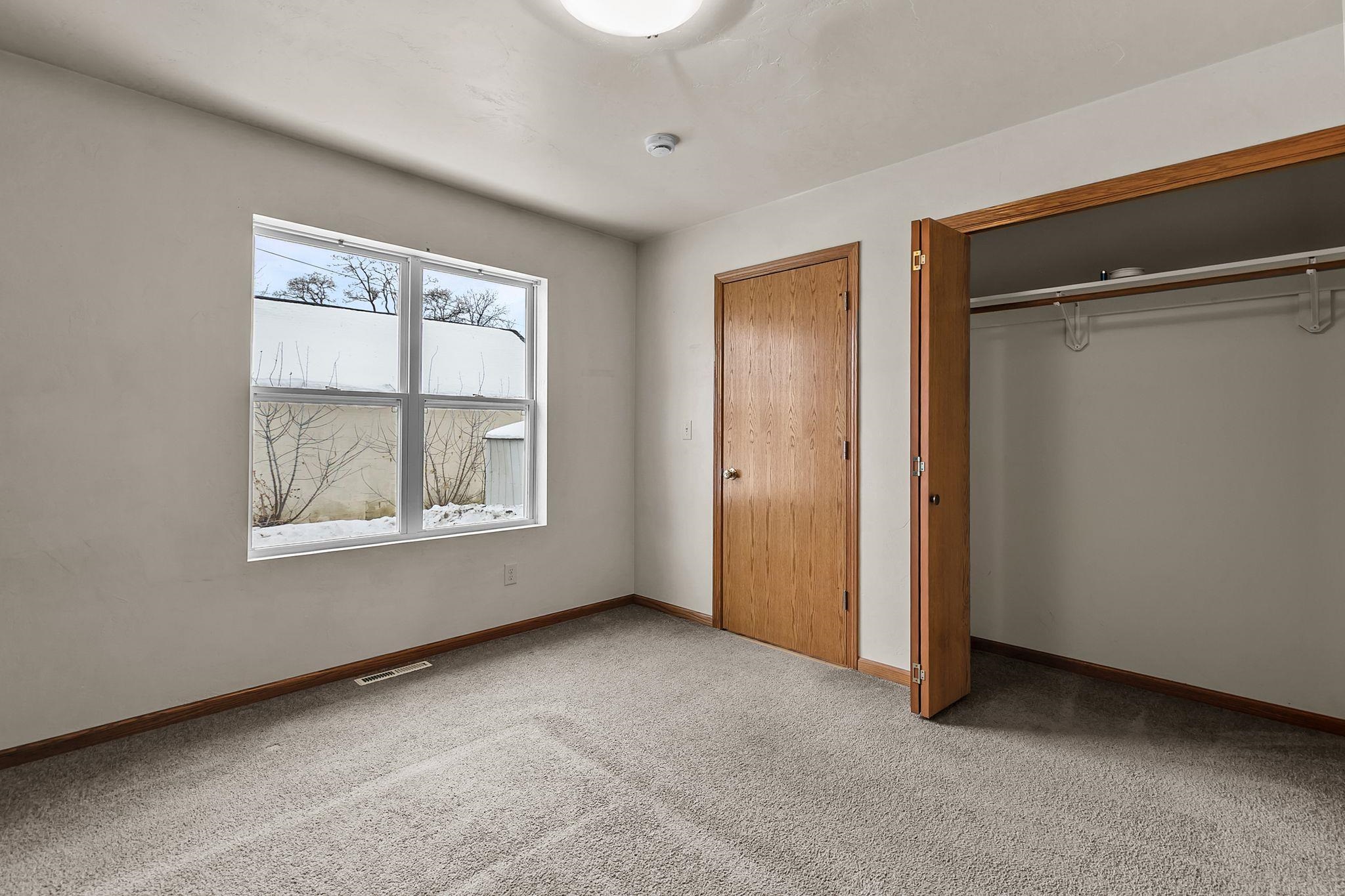 112 Broad Street Oshkosh, WI 54901 - Photo 18 of 19