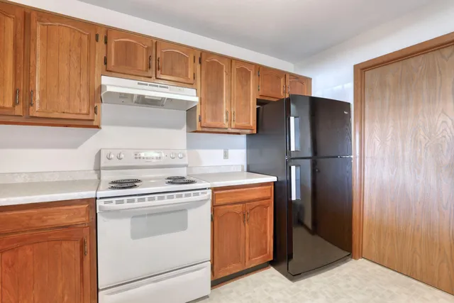 $196,000 | W176N9734 Riversbend Circle East, Germantown, WI 53022