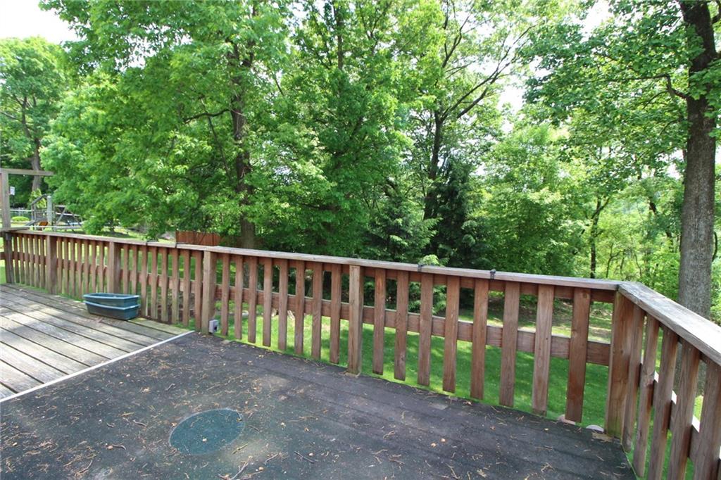 728 Highview Road Pittsburgh, PA 15234 - Photo 4 of 5