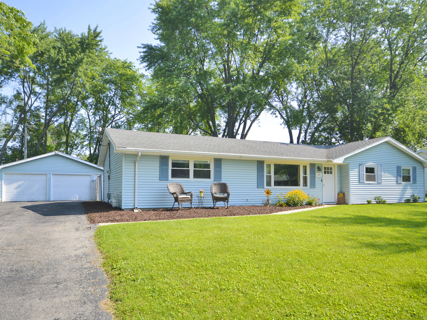 3055 Willardshire Road Joliet, IL 60431 - Photo 1 of 14 Gallery Image 1