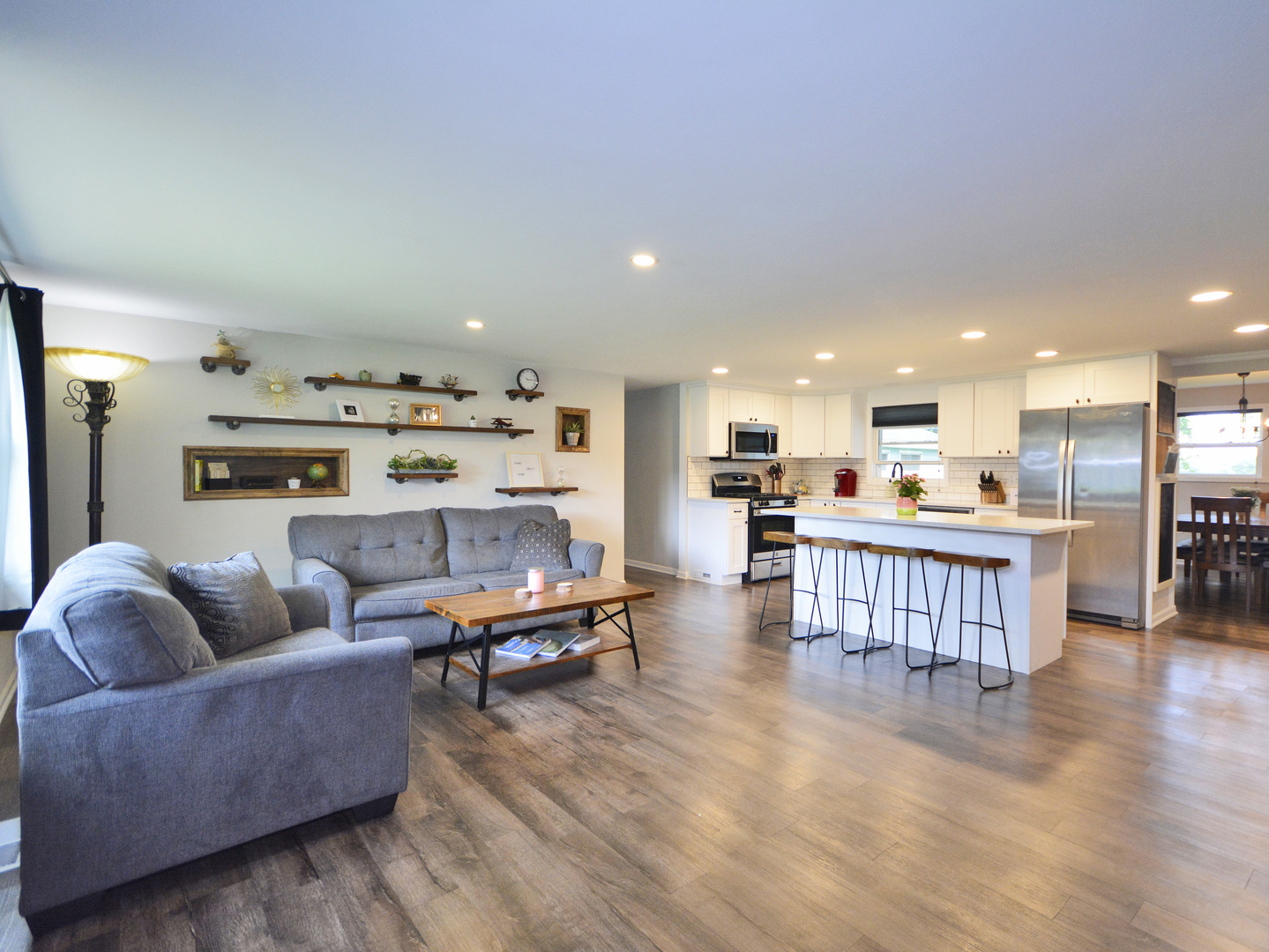 3055 Willardshire Road Joliet, IL 60431 - Photo 2 of 14 Gallery Image 2