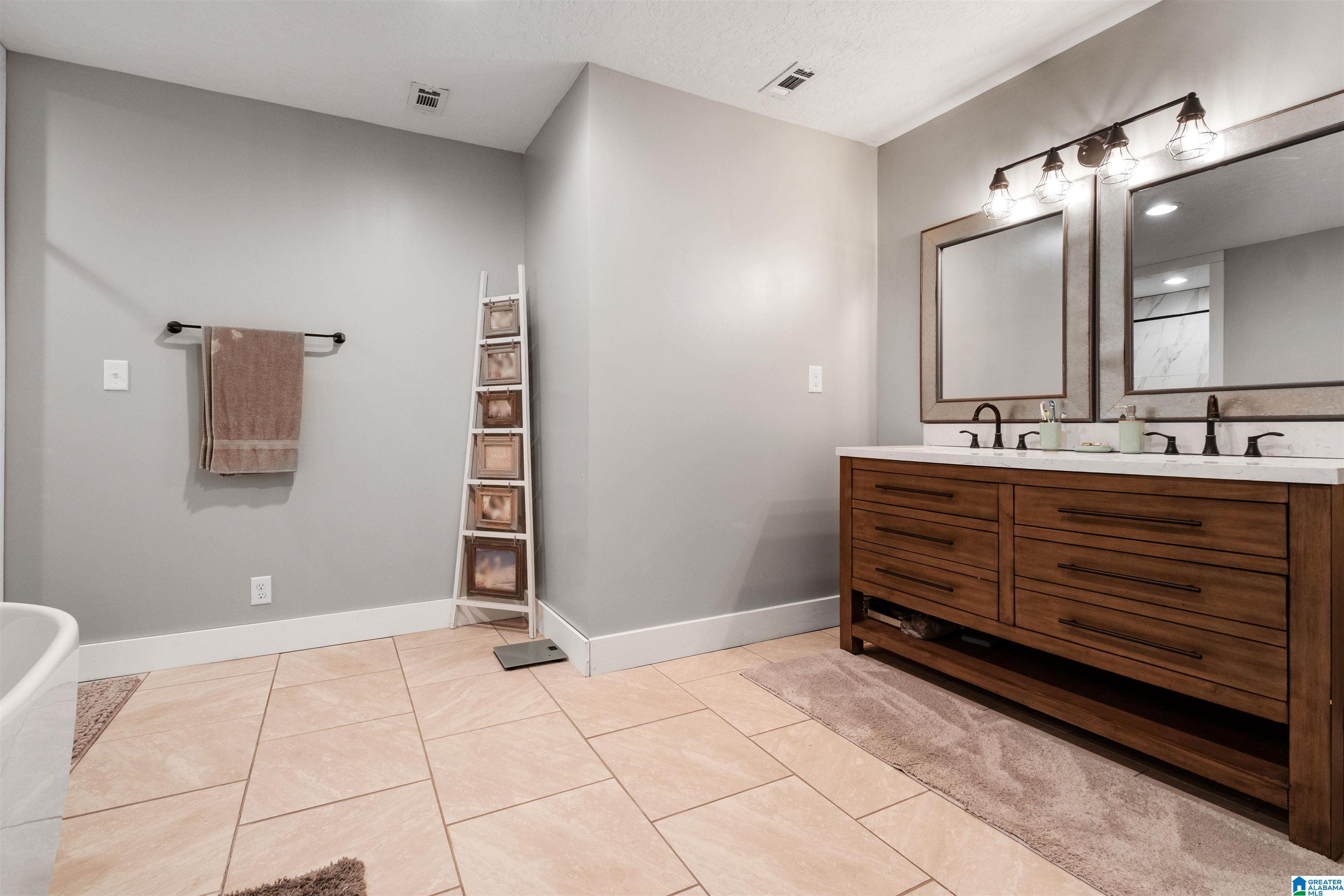 2634 Oak Grove Road Gadsden, AL 35905 - Photo 18 of 34