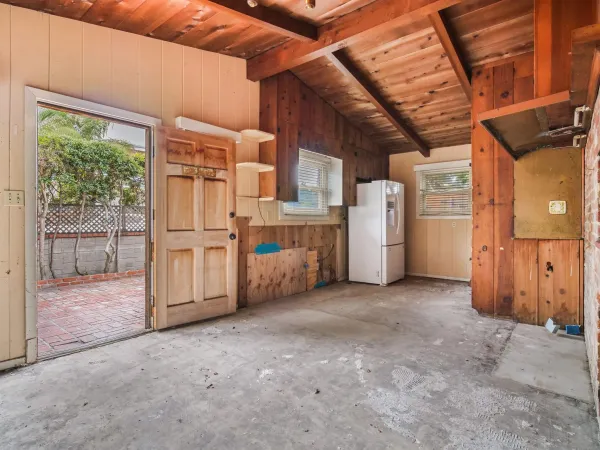 a view of a storage & utility room