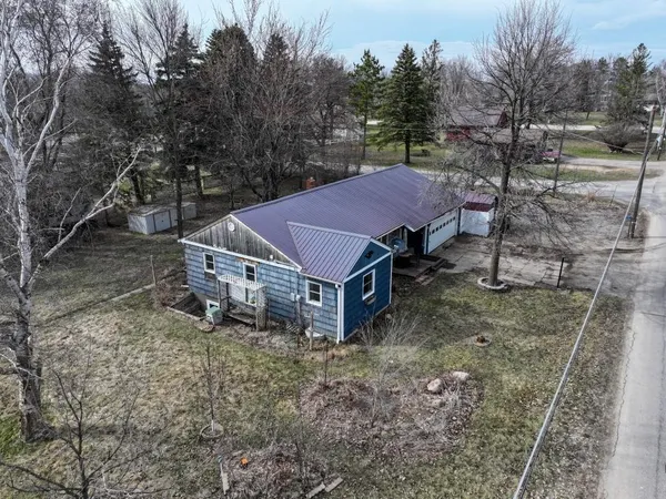 $219,000 | 712 Meadowlark Drive Southwest, Alexandria, MN 56308