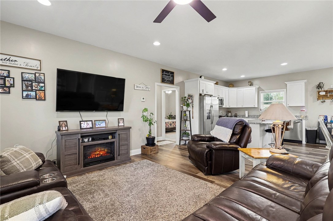 508 Rice Park Drive Anderson, SC 29621 - Photo 3 of 25 This inviting space combines comfort with practical design, perfect for daily living and entertaining.