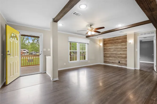 $179,900 | 141 Leaning Oak Drive, Point Blank, TX 77364