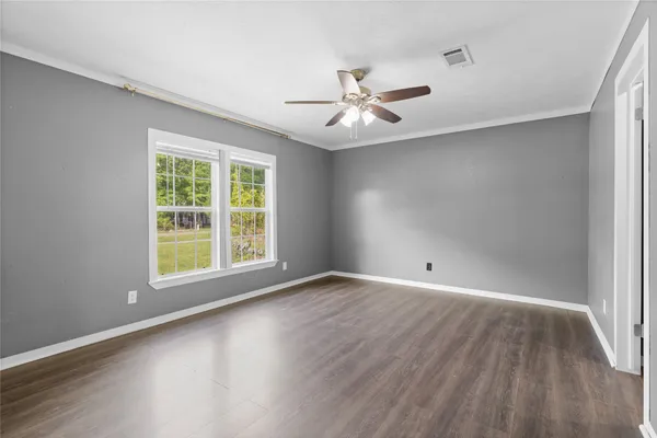 $179,900 | 141 Leaning Oak Drive, Point Blank, TX 77364