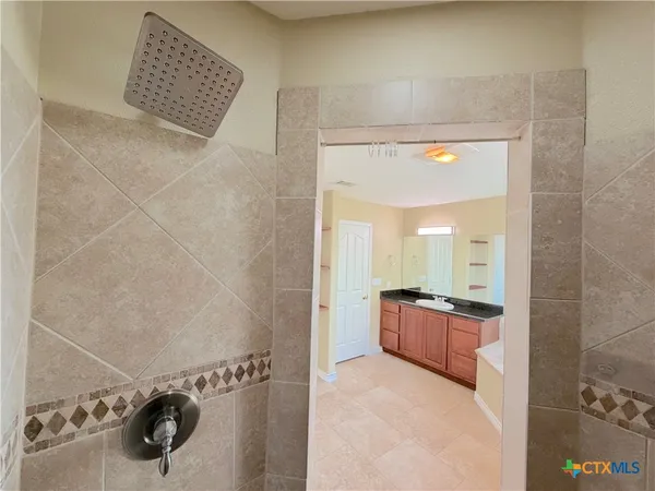 $2,000 | 849 Scenic Hills Drive, Canyon Lake, TX 78133