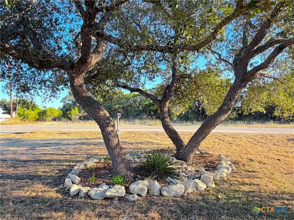 $2,000 | 849 Scenic Hills Drive, Canyon Lake, TX 78133