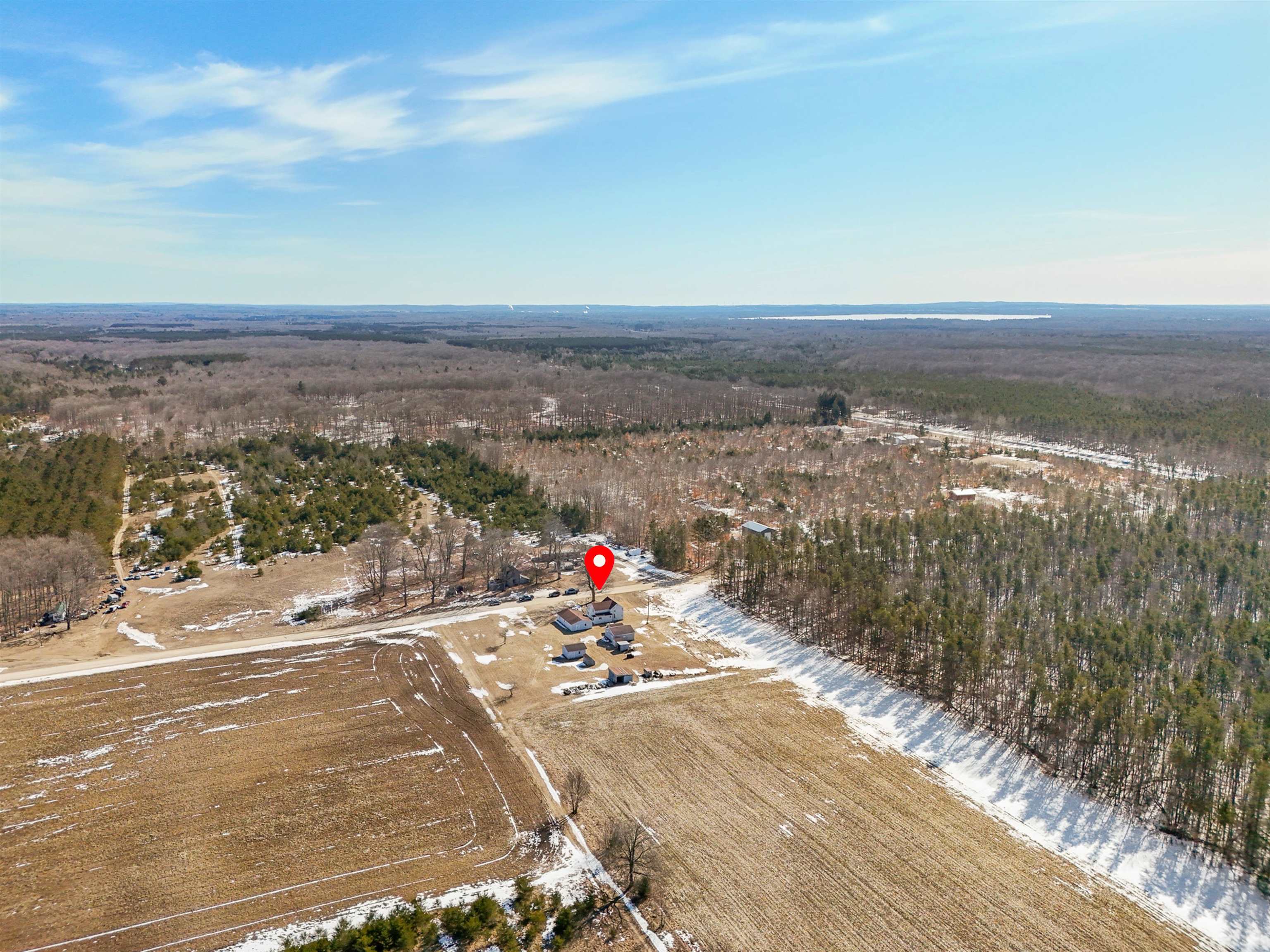 2702 South 27 Road Cadillac, MI 49601 - Photo 4 of 61