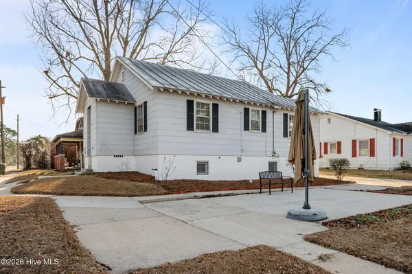 $1,200 | 503 East 5th Street, Washington, NC 27889
