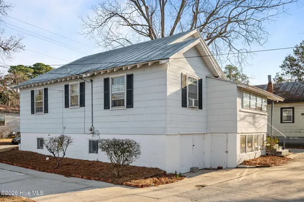 $1,200 | 503 East 5th Street, Washington, NC 27889