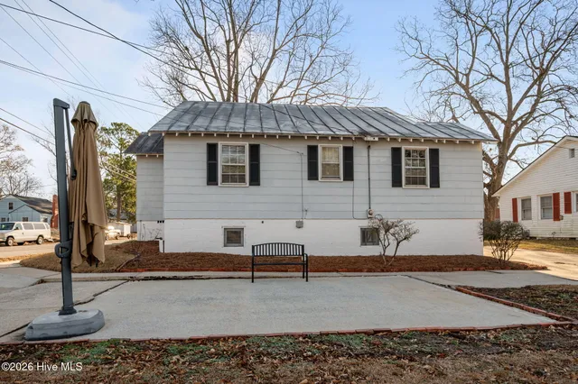 $1,200 | 503 East 5th Street, Washington, NC 27889