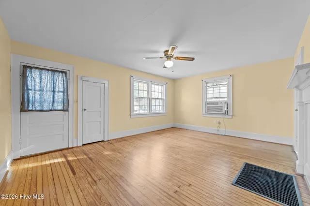 $1,200 | 503 East 5th Street, Washington, NC 27889