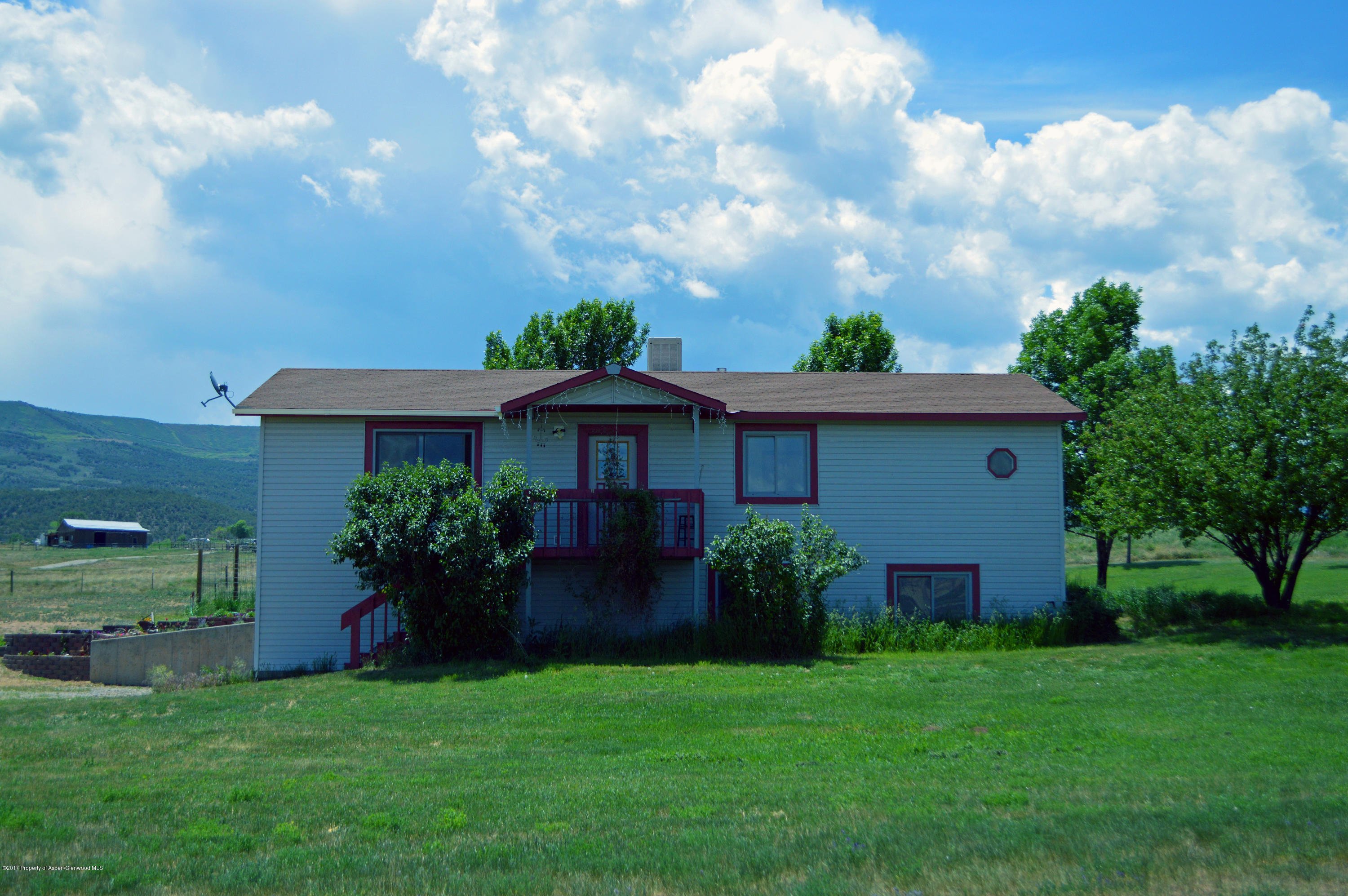778 County Road 321 Rifle, CO 81650 - Photo 4 of 14 06 06 17_0286