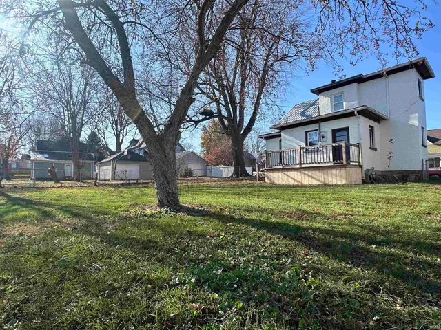 $249,900 | 203 South Martin Street, Ligonier, IN 46767