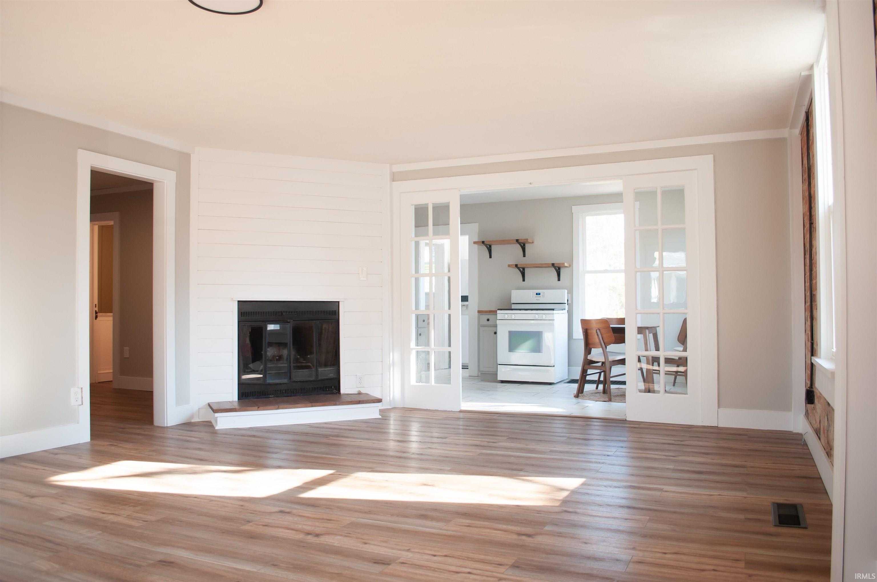 203 South Martin Street Ligonier, IN 46767 - Photo 6 of 26